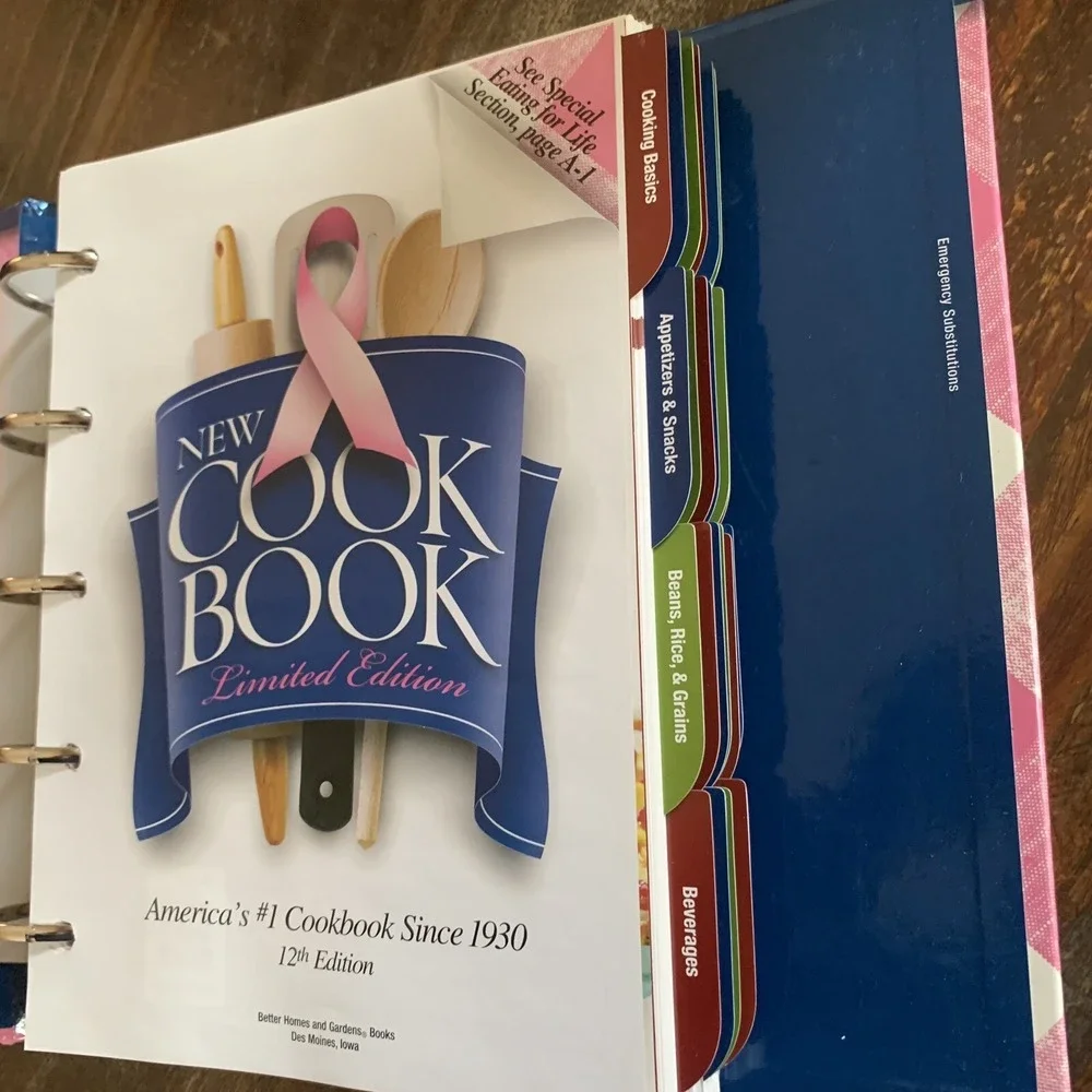 Better Homes & Gardens New Cook Book 5 Ring Pink 2005 Hardcover‎ illustrated